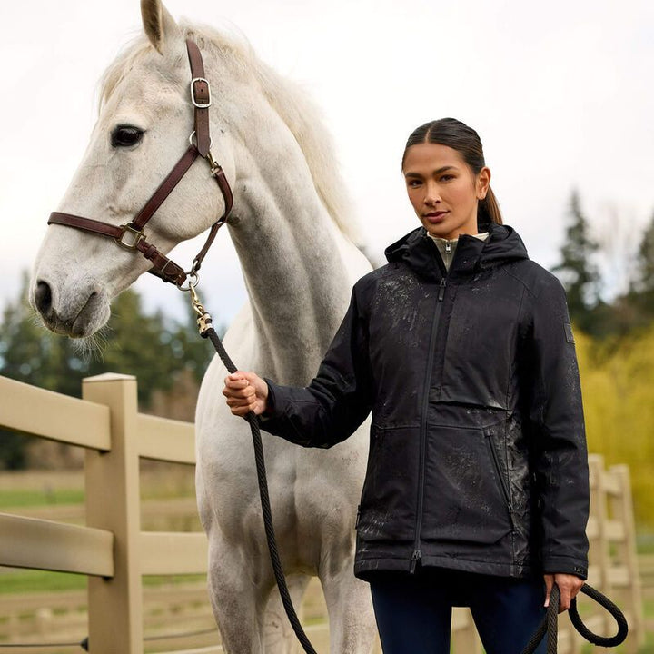 Ariat Outer Banks Waterproof Insulated Jacket In Black